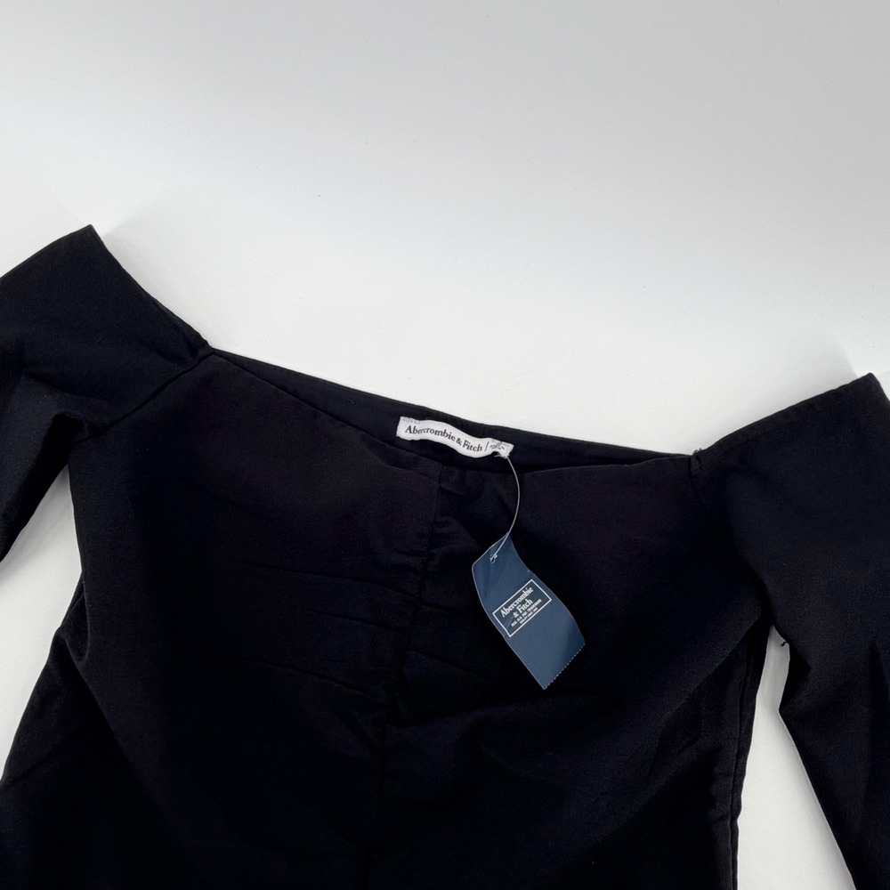 Abercrombie & Fitch Off-the-Shoulder Top Size Small Black NWT